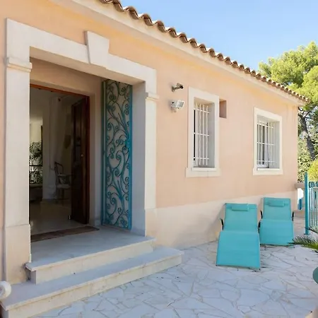 Villa Dans Villa Spa Hammam Sauna Piscine, 5 Chambres *